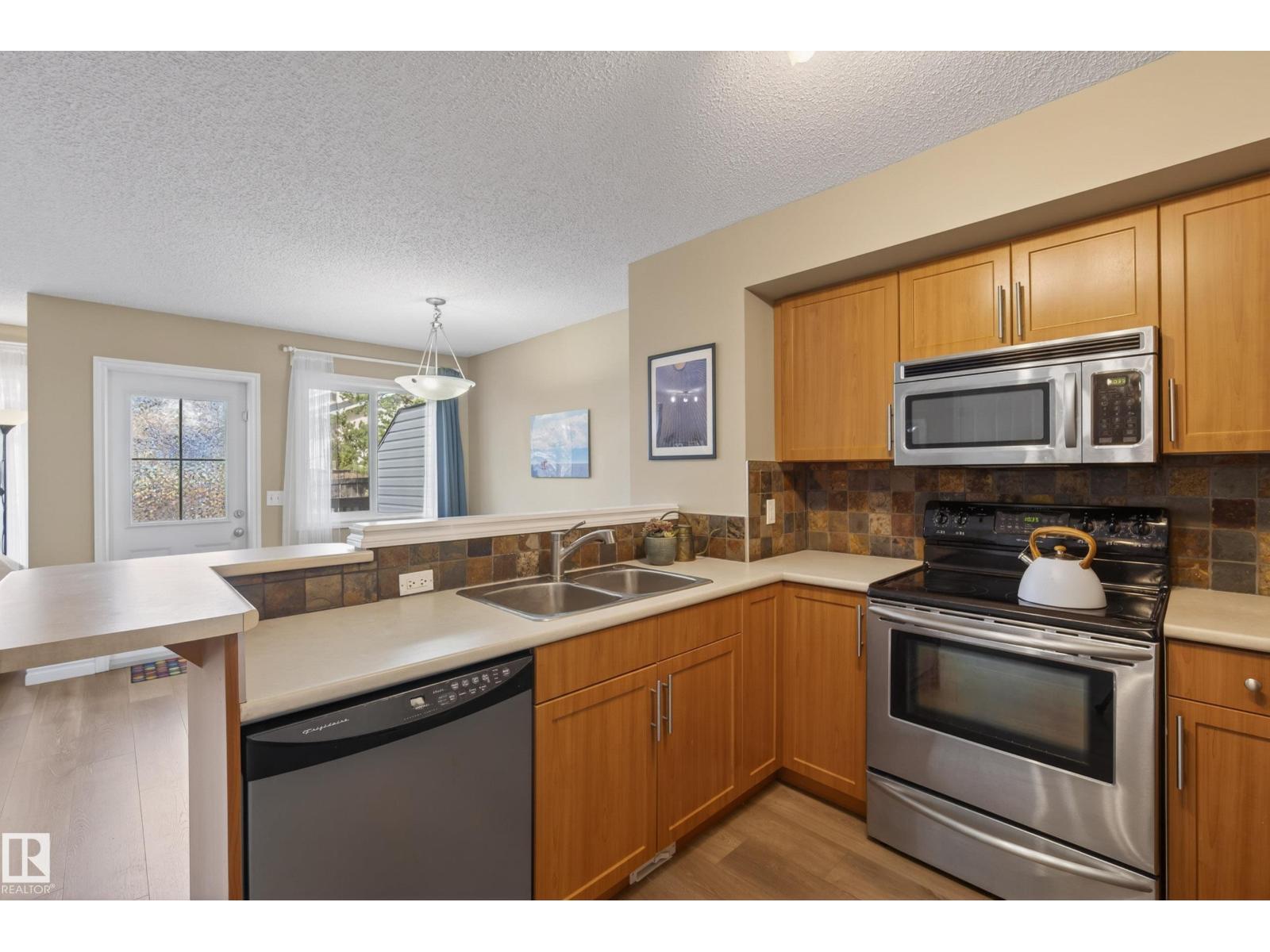 #17 171 Brintnell Bv Nw, Edmonton, Alberta  T5Y 0C6 - Photo 7 - E4485492