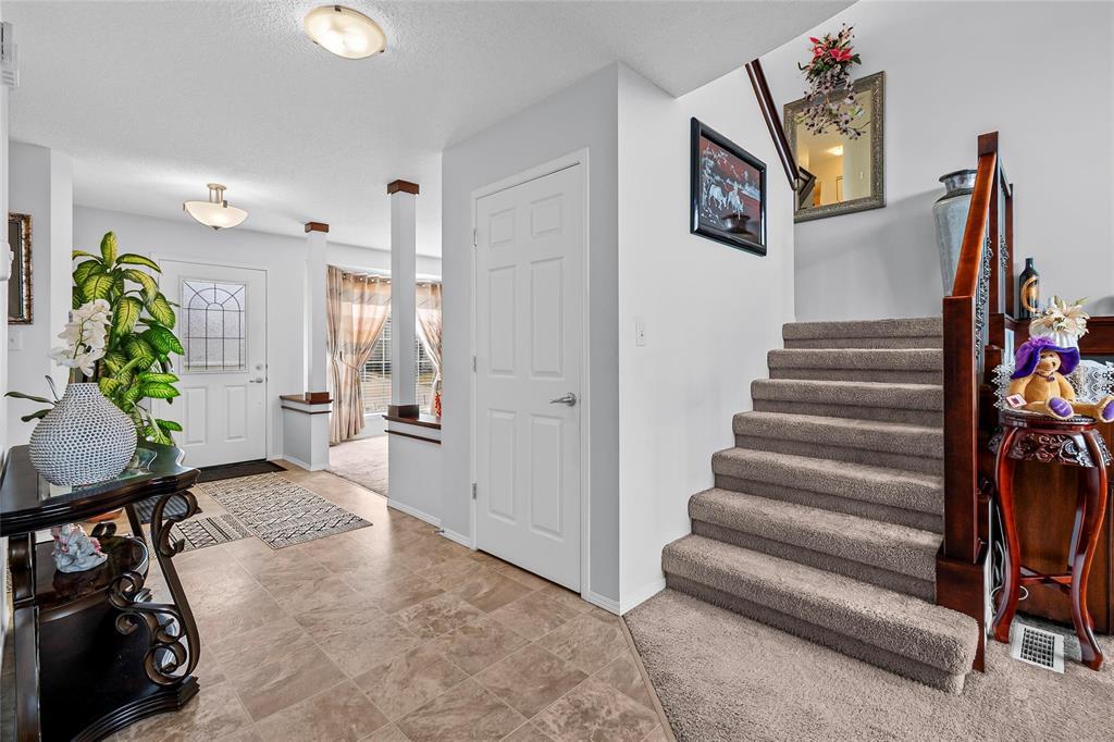 235 Mosselle Drive, Winnipeg, Manitoba  R2P 1N7 - Photo 5 - 202608292