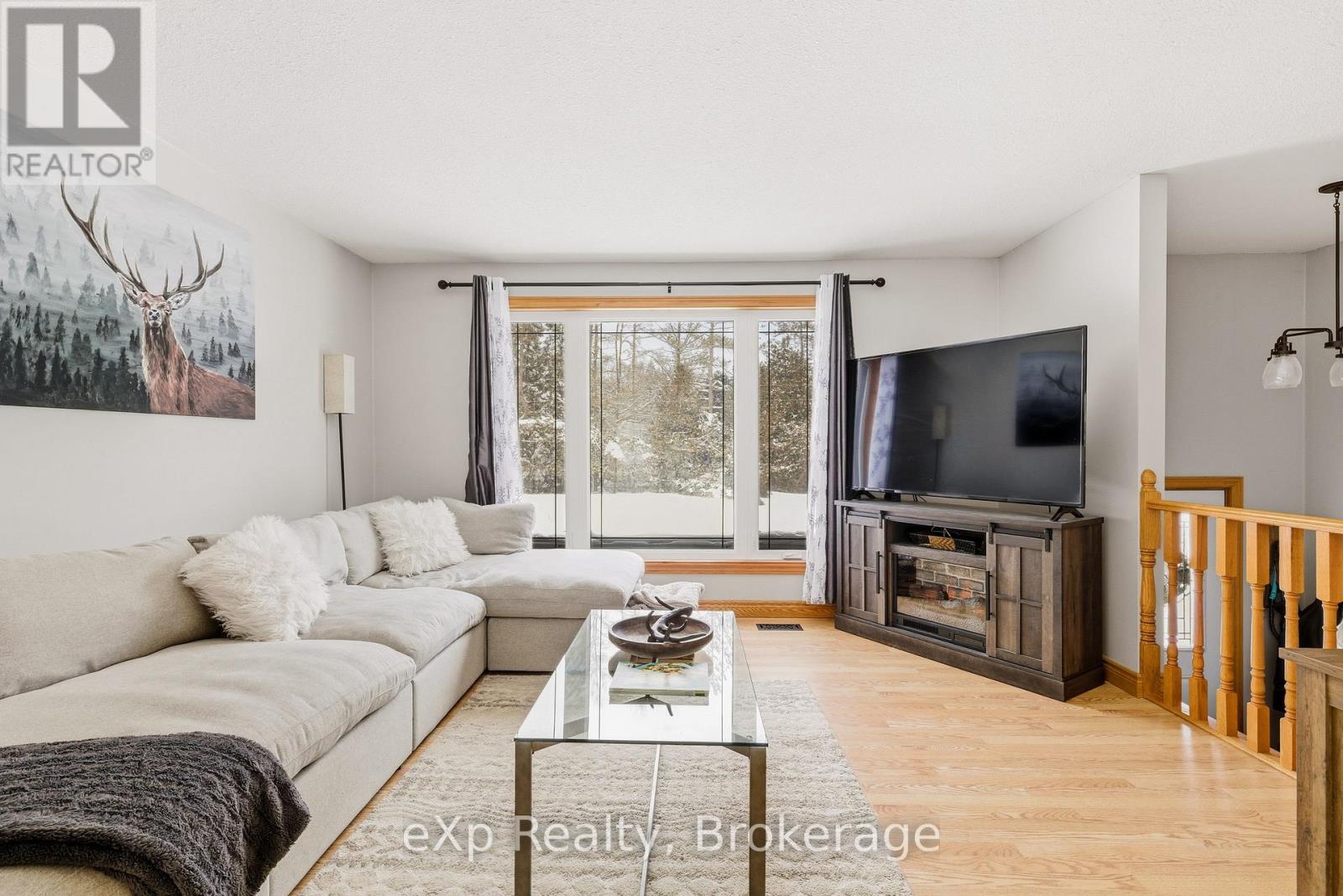 230 Saugeen Street, Grey Highlands, Ontario  N0C 1K0 - Photo 17 - X12723988