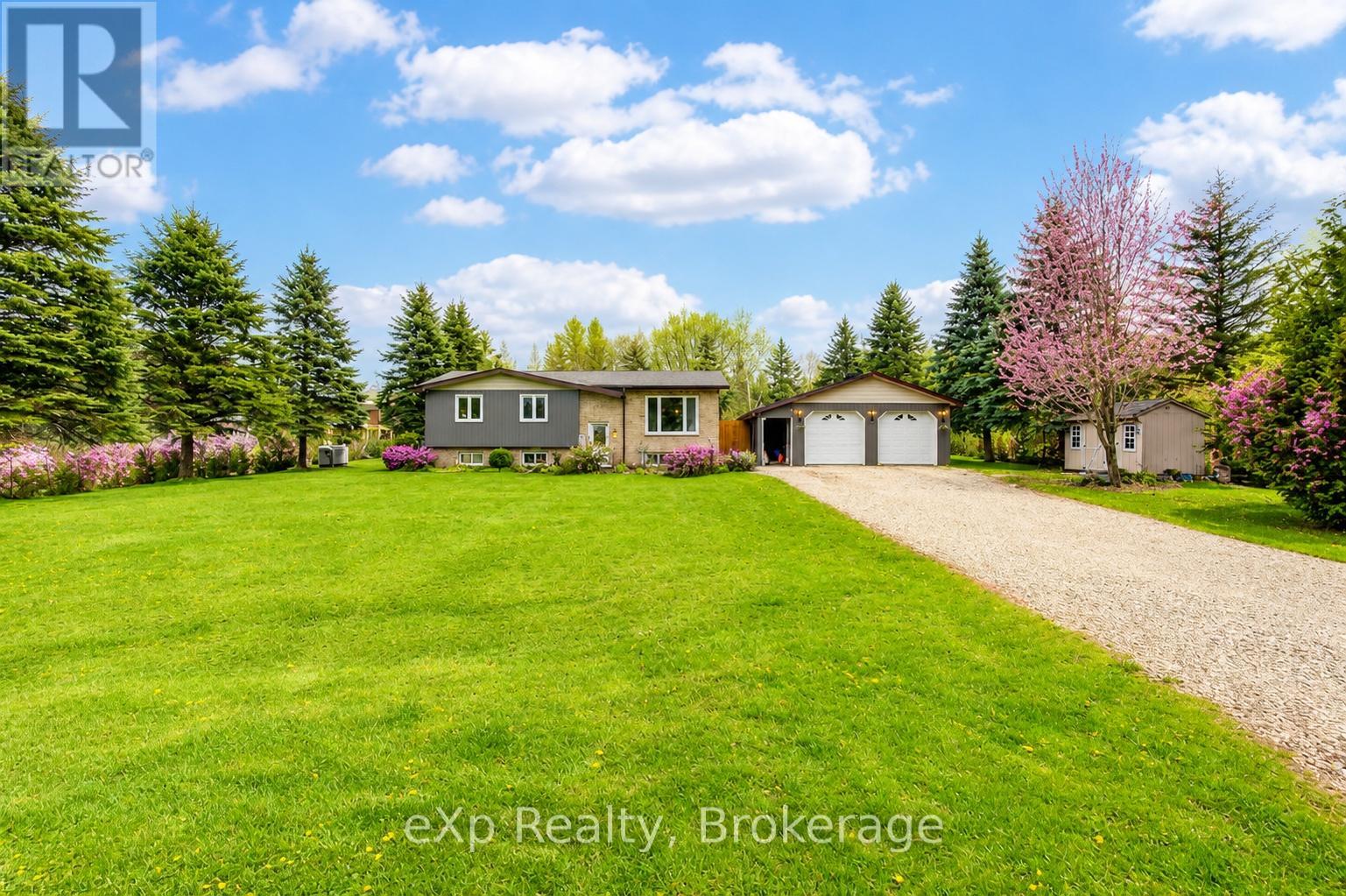 230 SAUGEEN STREET, Grey Highlands, Ontario