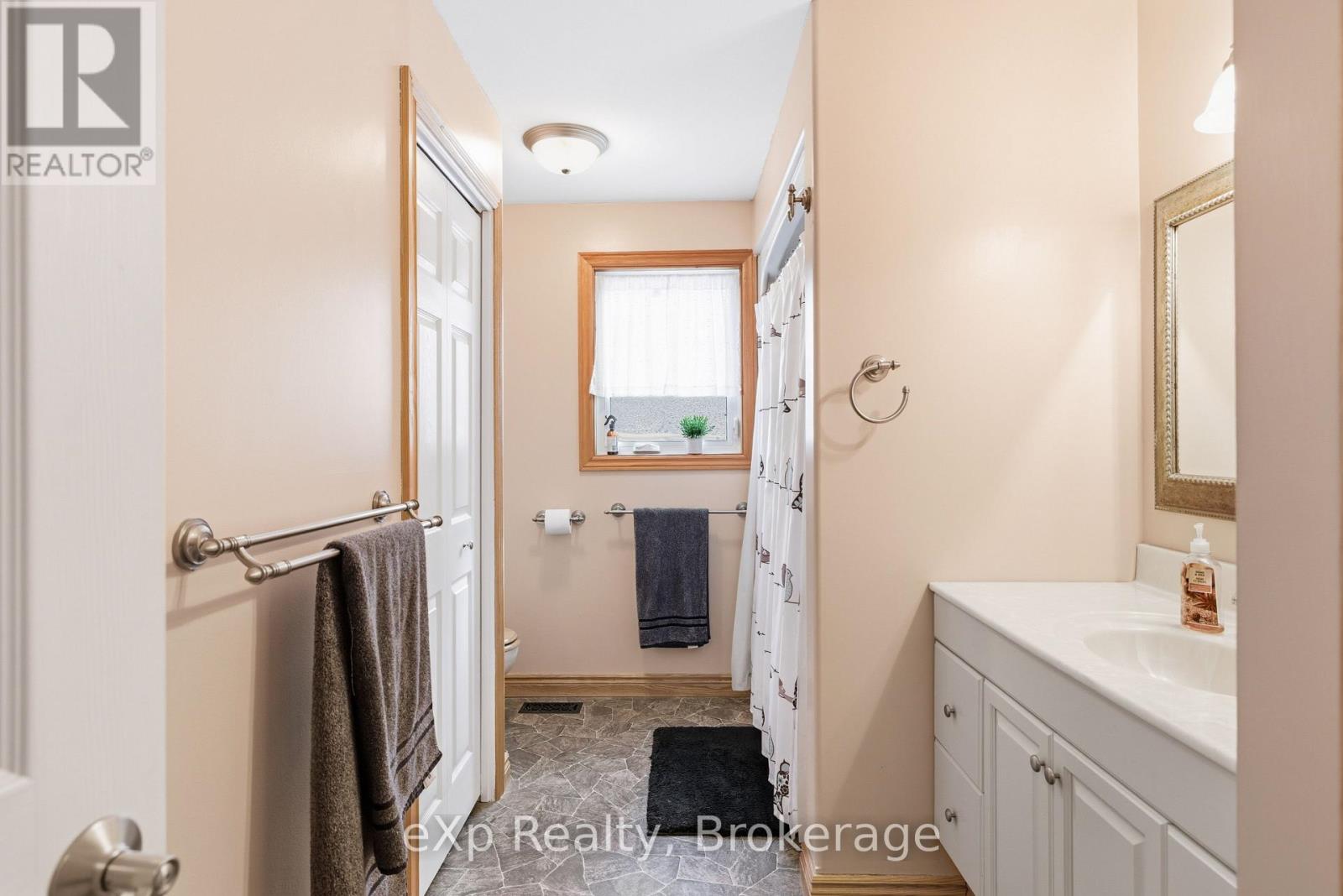 230 Saugeen Street, Grey Highlands, Ontario  N0C 1K0 - Photo 26 - X12723988