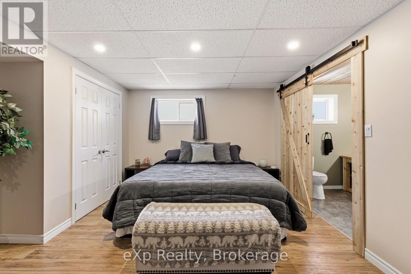 230 Saugeen Street, Grey Highlands, Ontario  N0C 1K0 - Photo 32 - X12723988
