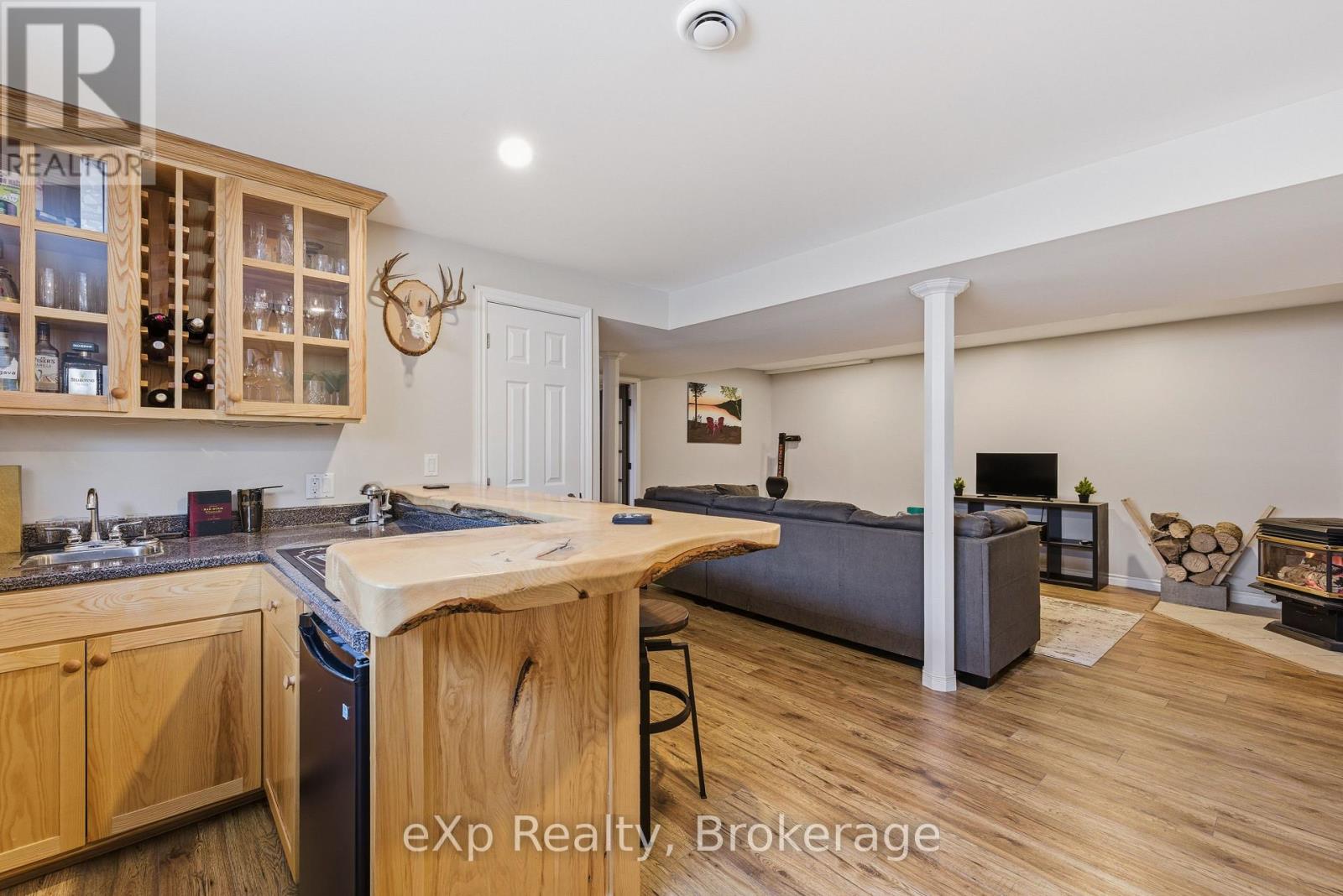 230 Saugeen Street, Grey Highlands, Ontario  N0C 1K0 - Photo 39 - X12723988