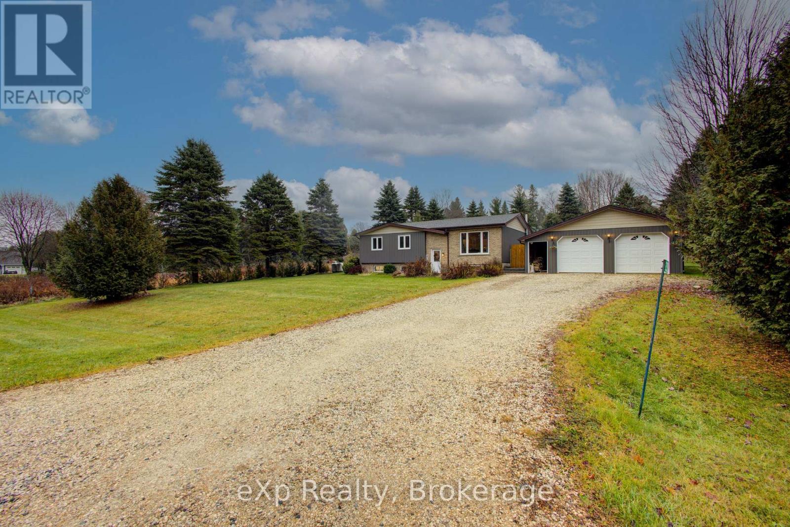 230 Saugeen Street, Grey Highlands, Ontario  N0C 1K0 - Photo 5 - X12723988