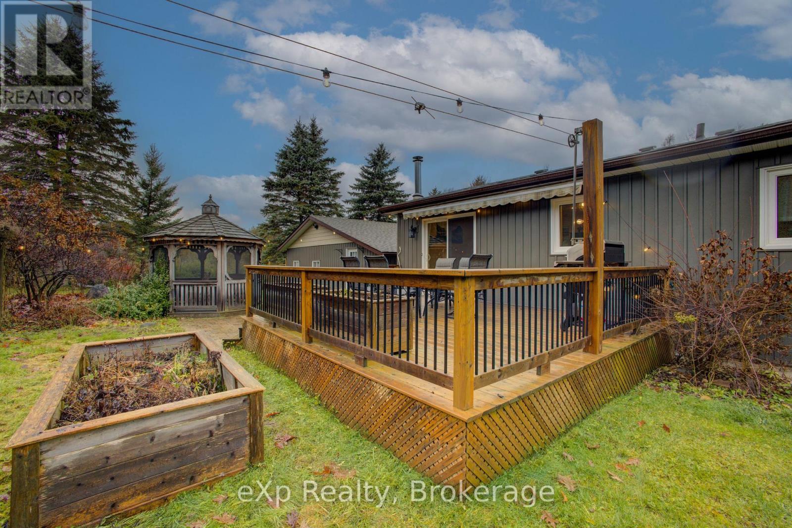 230 Saugeen Street, Grey Highlands, Ontario  N0C 1K0 - Photo 47 - X12723988