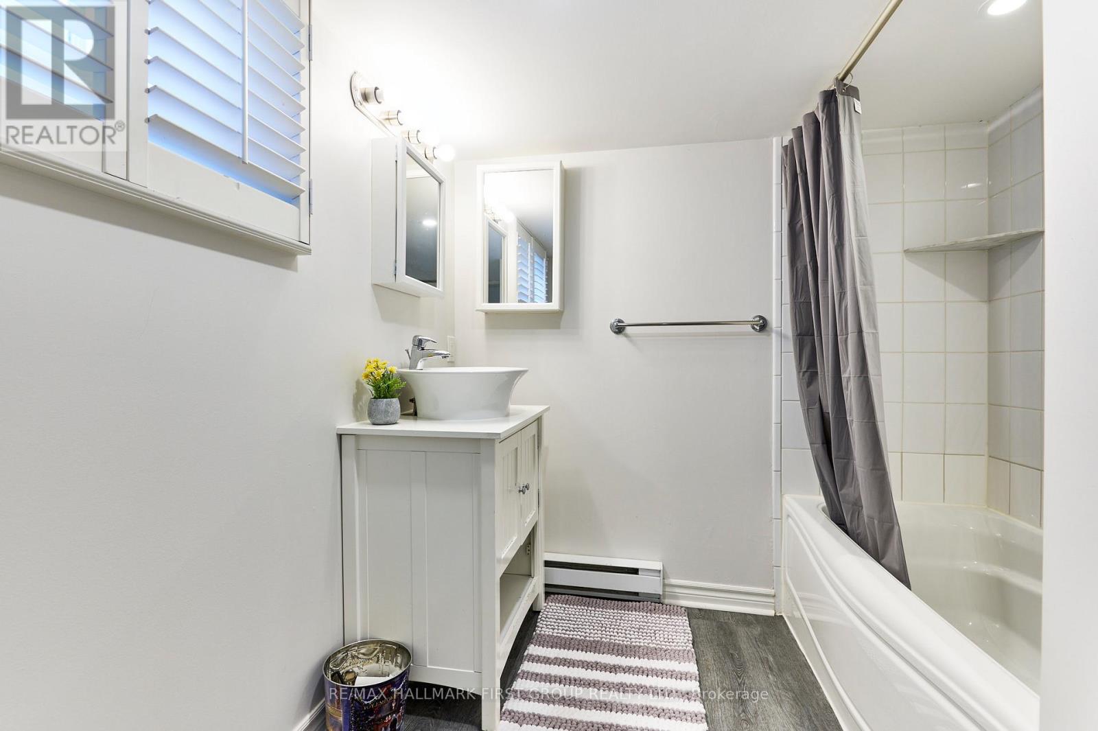 Lower - 207 Bayview Heights Drive, Toronto, Ontario  M4G 2Z4 - Photo 13 - C13075440