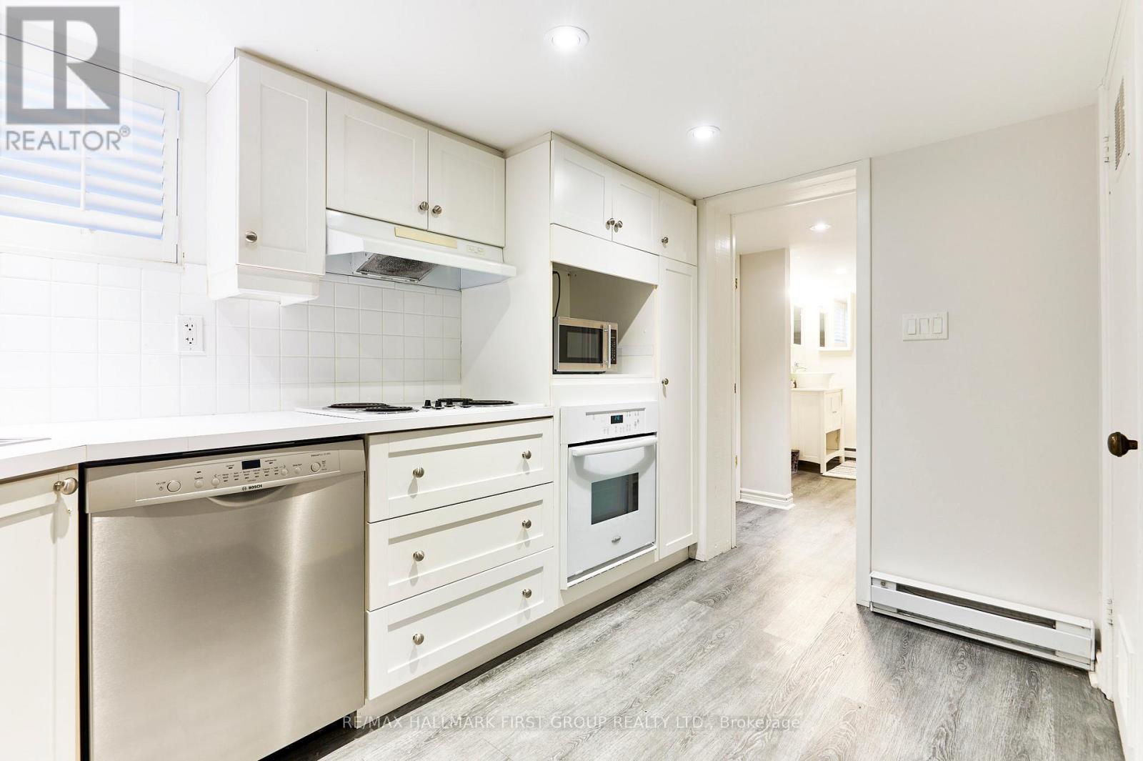 Lower - 207 Bayview Heights Drive, Toronto, Ontario  M4G 2Z4 - Photo 5 - C13075440