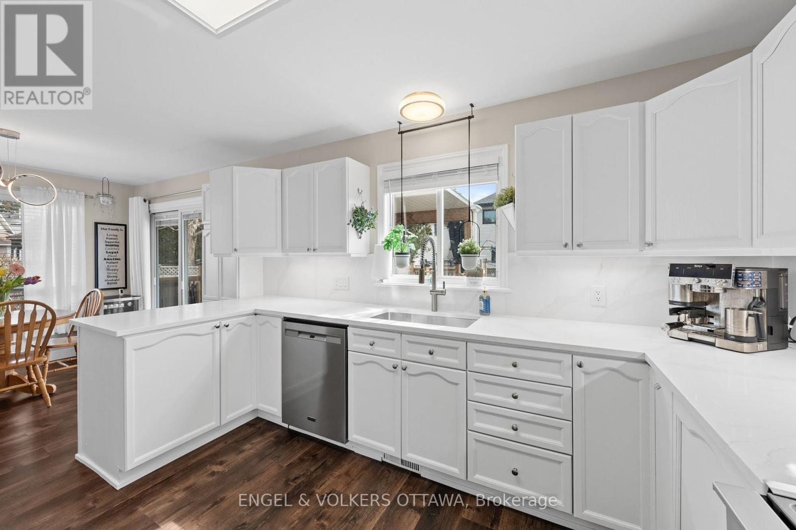16 Mayford Avenue, Ottawa, Ontario  K2G 6A7 - Photo 9 - X13068336