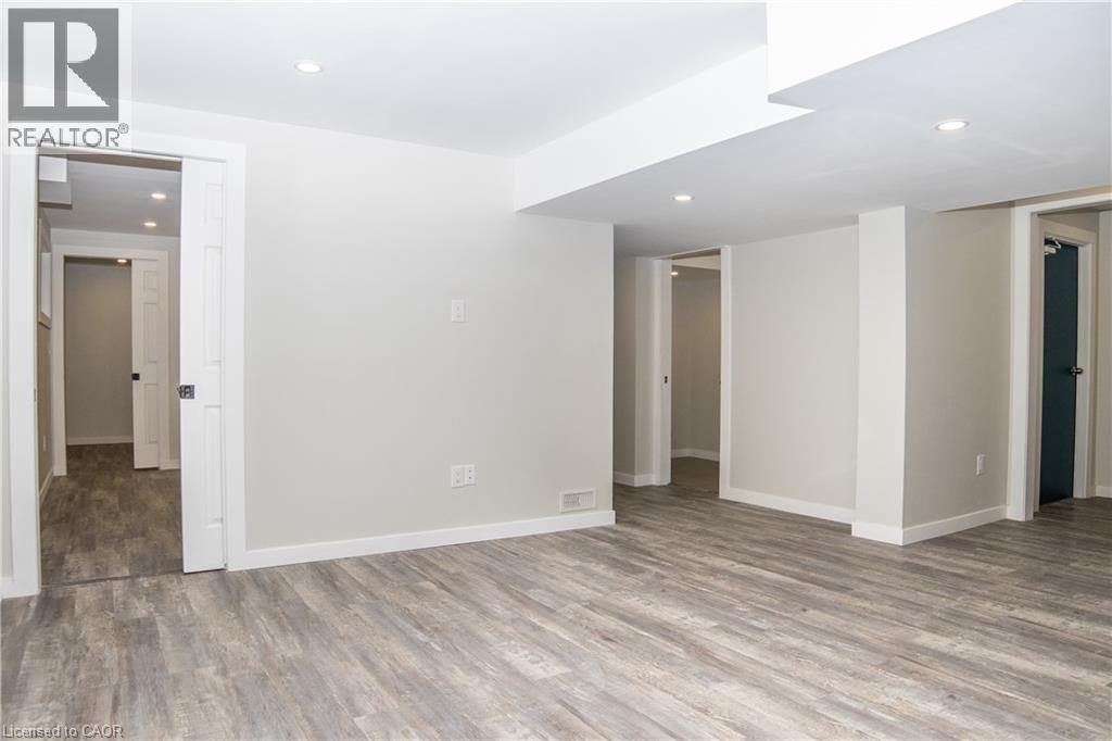43 Fleming Crescent Unit# Lower, Caledonia, Ontario  N3W 0C3 - Photo 3 - 40826517