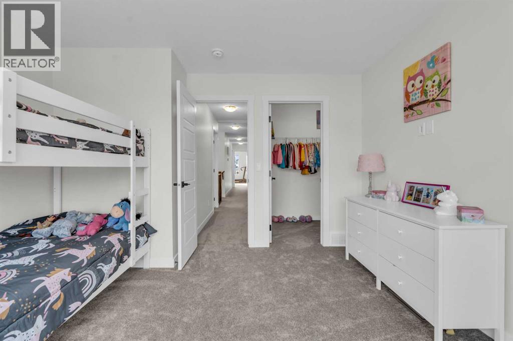 35 Versant View SW, Calgary, Alberta  T2Y 0W9 - Photo 33 - A2284214