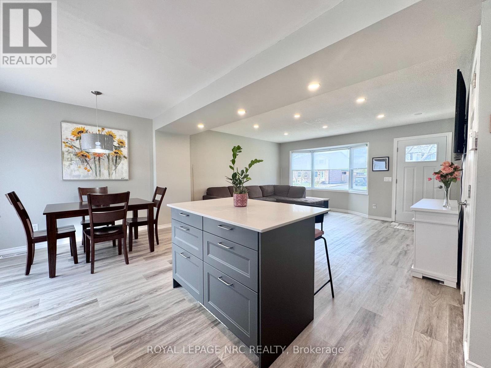 10 Lafayette Drive, St. Catharines, Ontario  L2N 6C2 - Photo 5 - X13075454