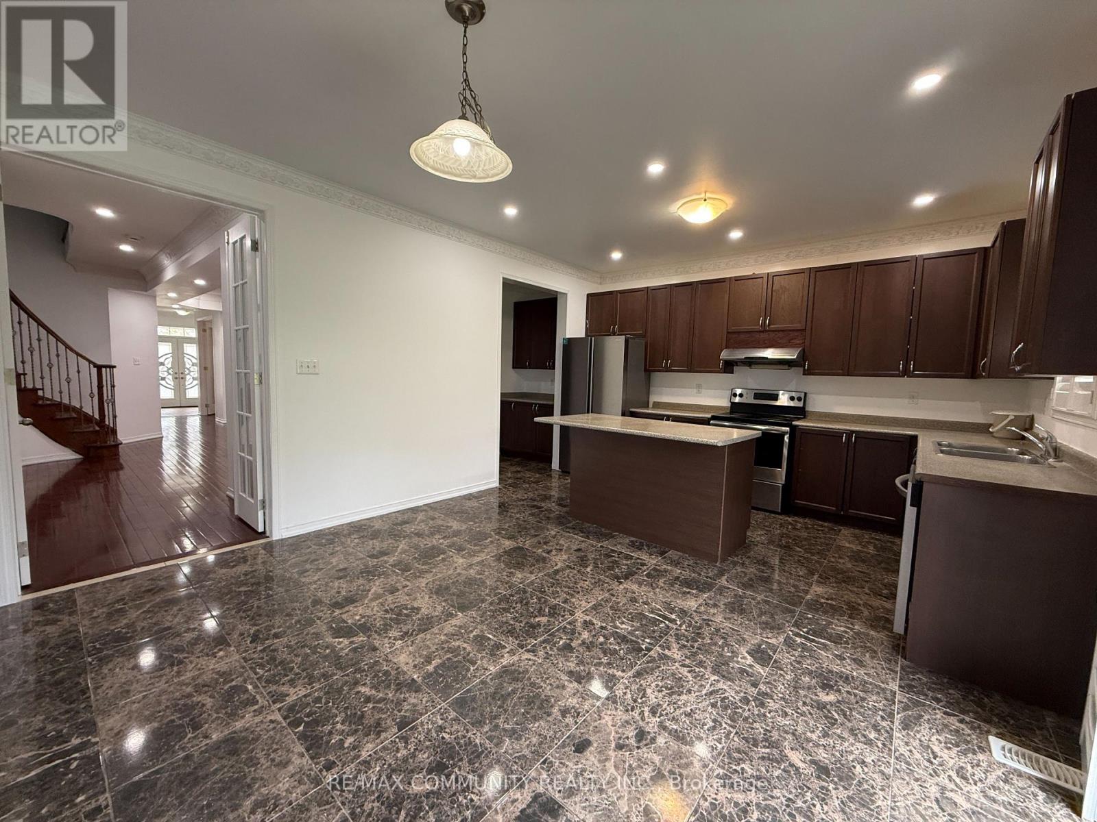 1771 Arborwood Drive, Oshawa, Ontario  L1K 0R6 - Photo 11 - E13074518