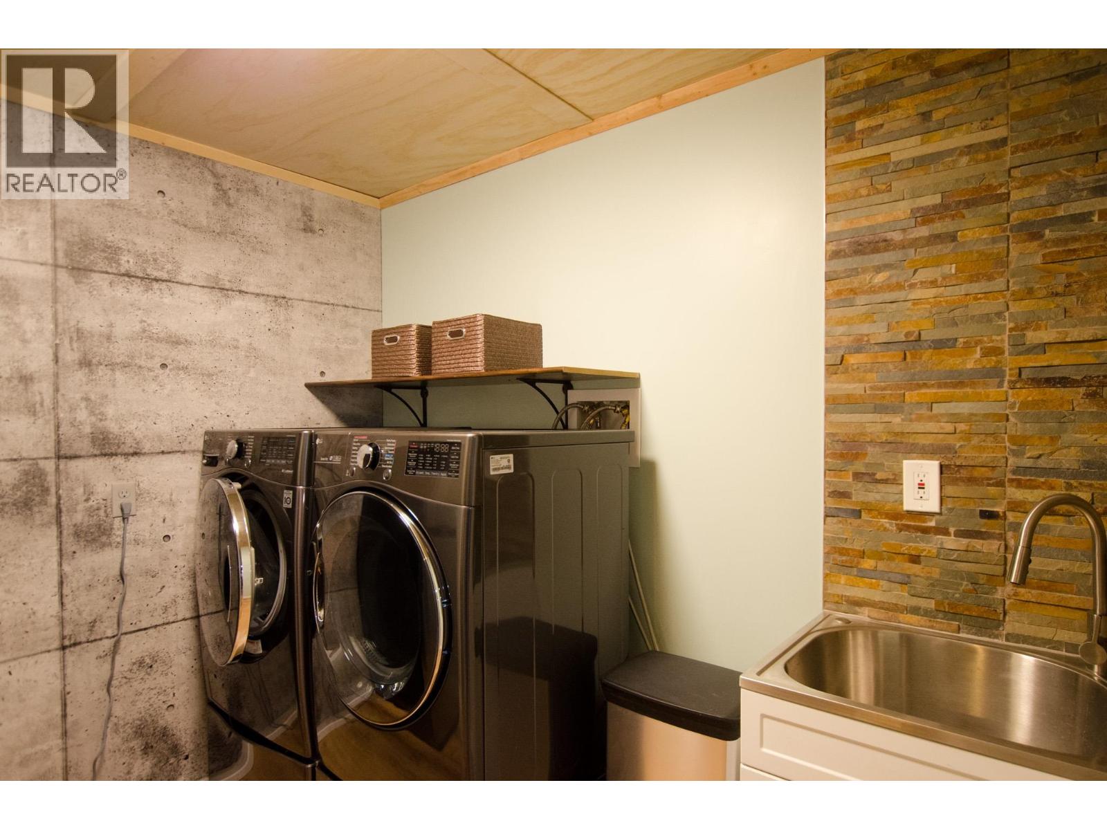 8490 Louise Drive, Prince George, British Columbia  V2N 6G4 - Photo 24 - R3118687
