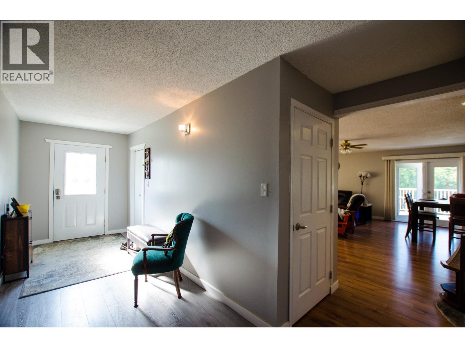 8490 Louise Drive, Prince George, British Columbia  V2N 6G4 - Photo 5 - R3118687
