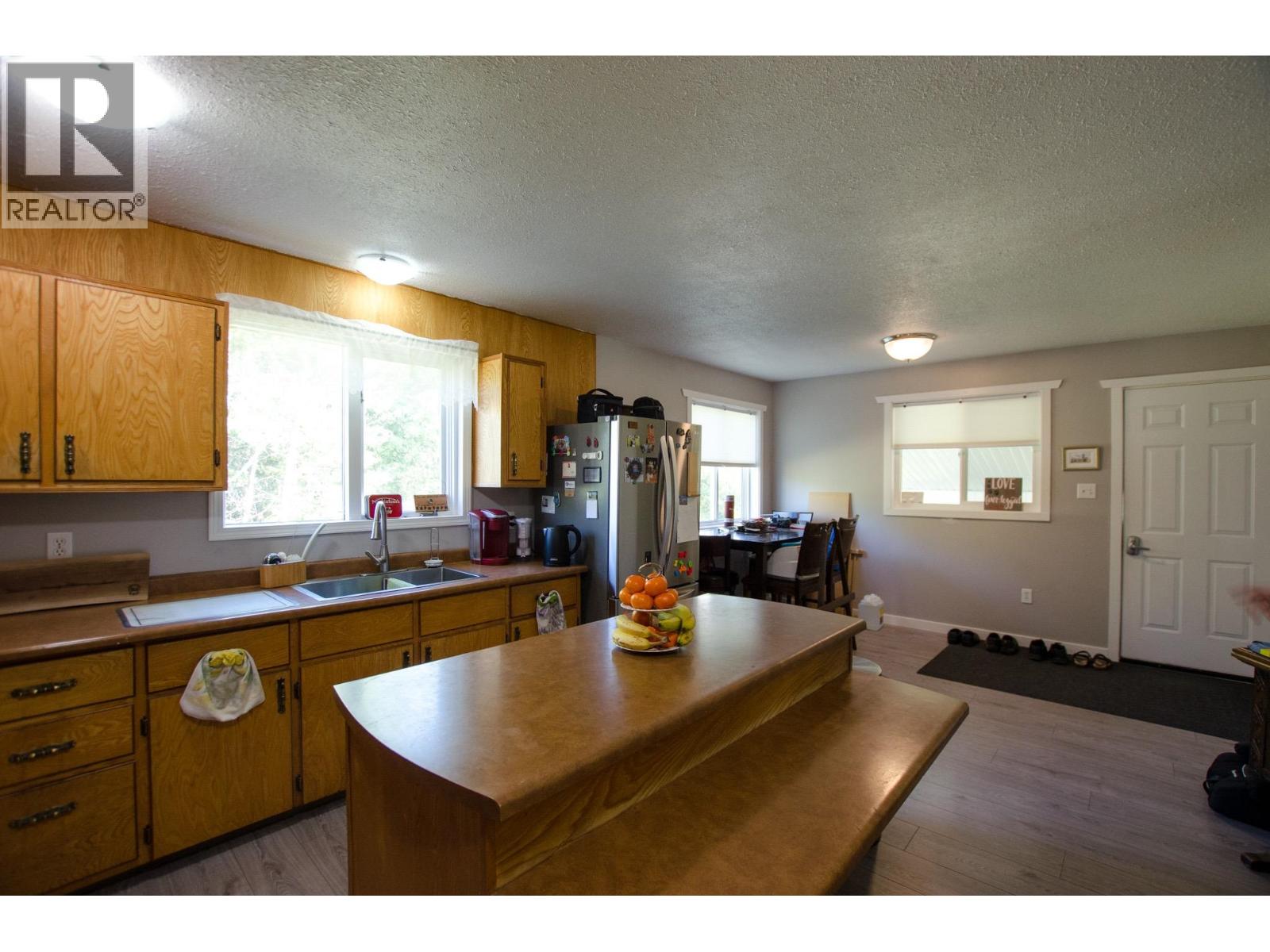 8490 Louise Drive, Prince George, British Columbia  V2N 6G4 - Photo 9 - R3118687
