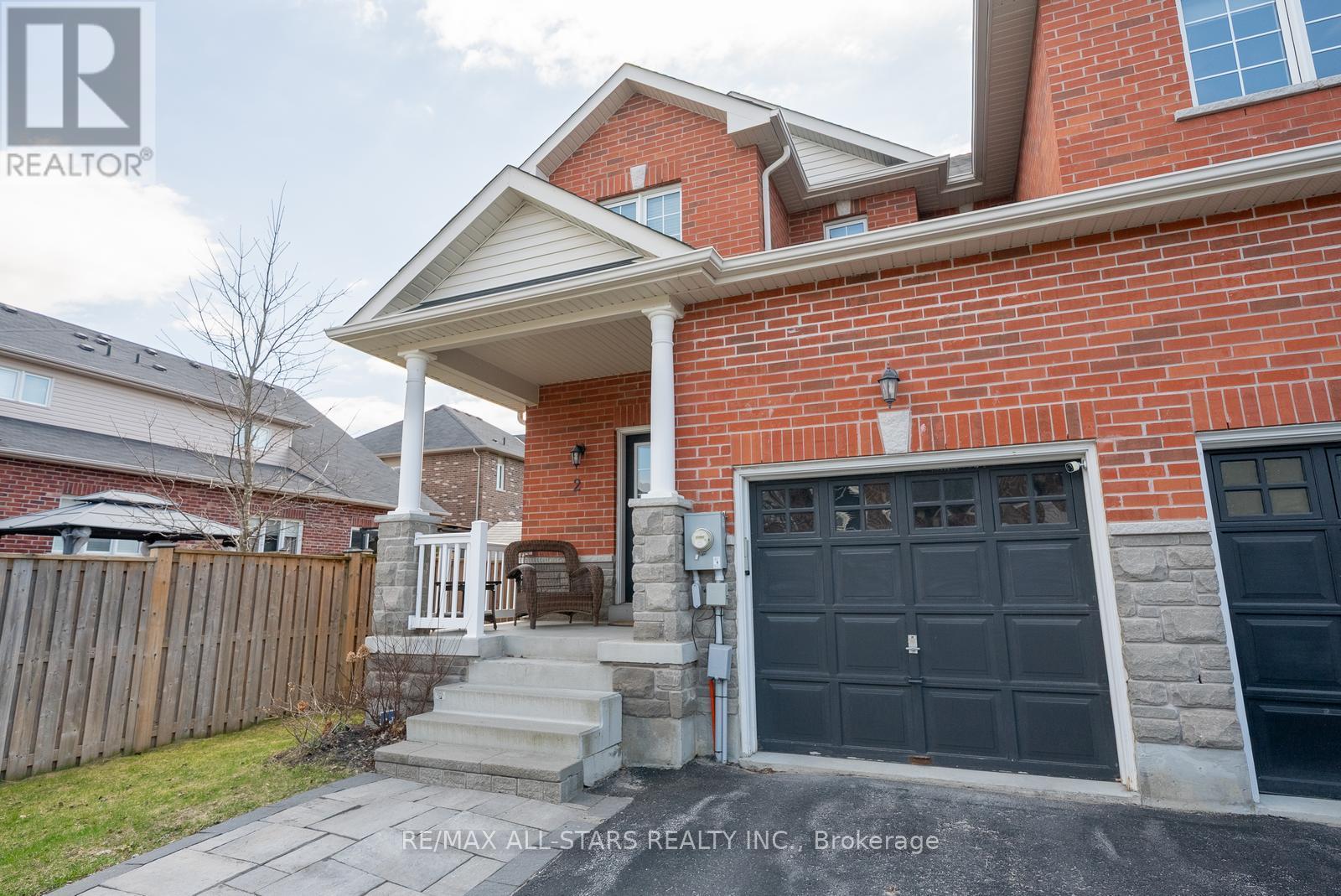 2 Bud Doucette Court, Uxbridge, Ontario  L9P 0E4 - Photo 2 - N13015120