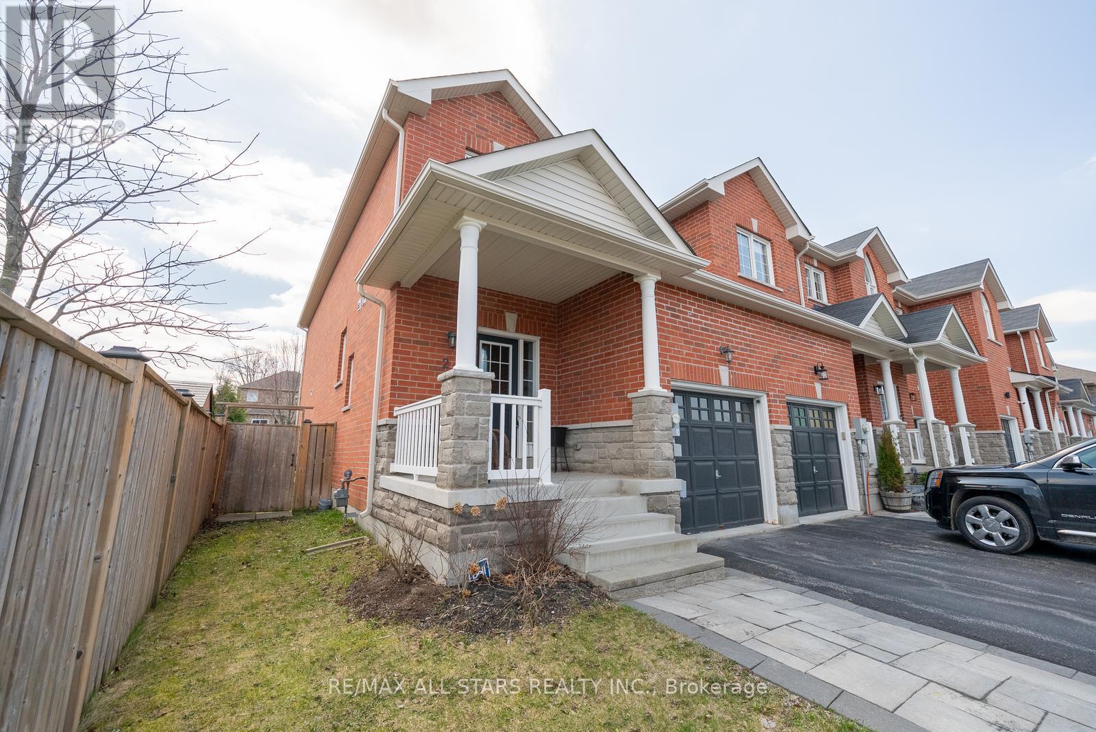 2 Bud Doucette Court, Uxbridge, Ontario  L9P 0E4 - Photo 4 - N13015120