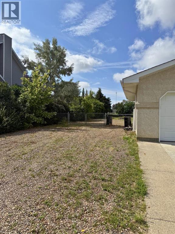 124 East 7 Avenue, Dunmore, Alberta  T1B 0J3 - Photo 5 - A2290935