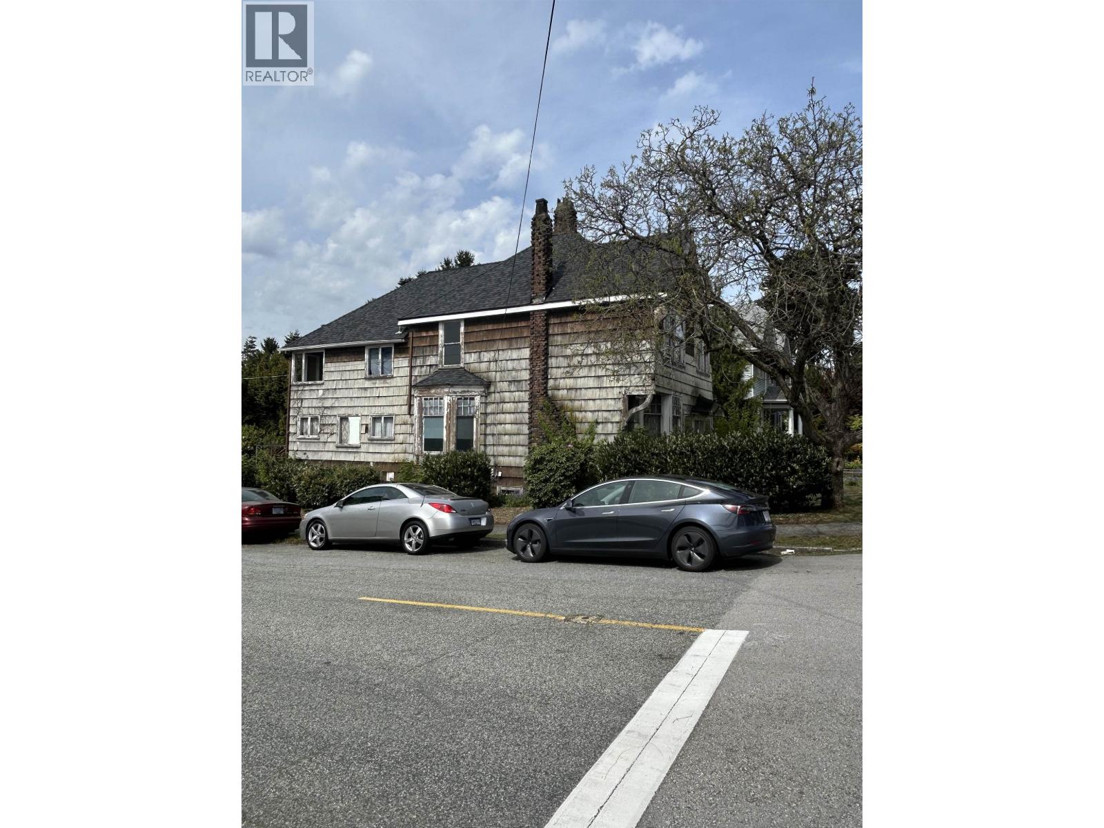 422 Eighth Street, New Westminster, British Columbia  V3M 3R7 - Photo 3 - R3098340