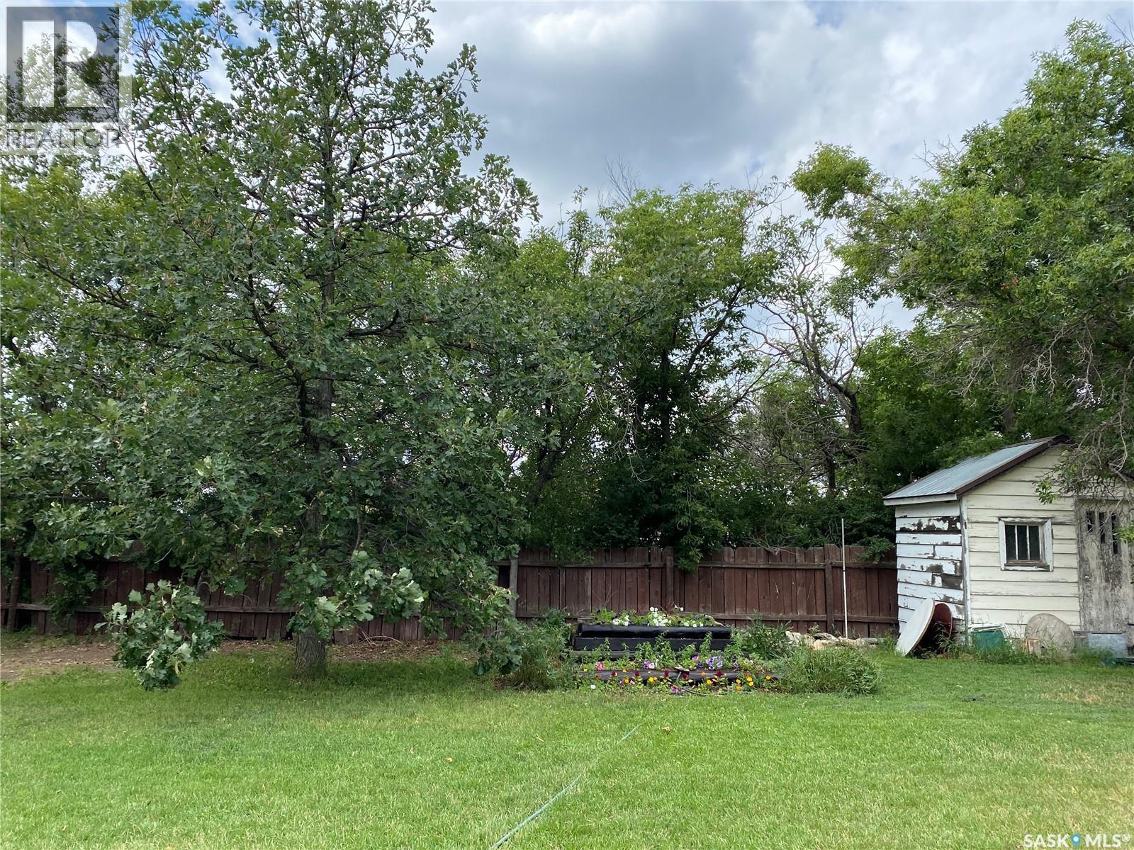 . Railway Avenue, Gladmar, Saskatchewan  S0C 1A0 - Photo 3 - SK029098