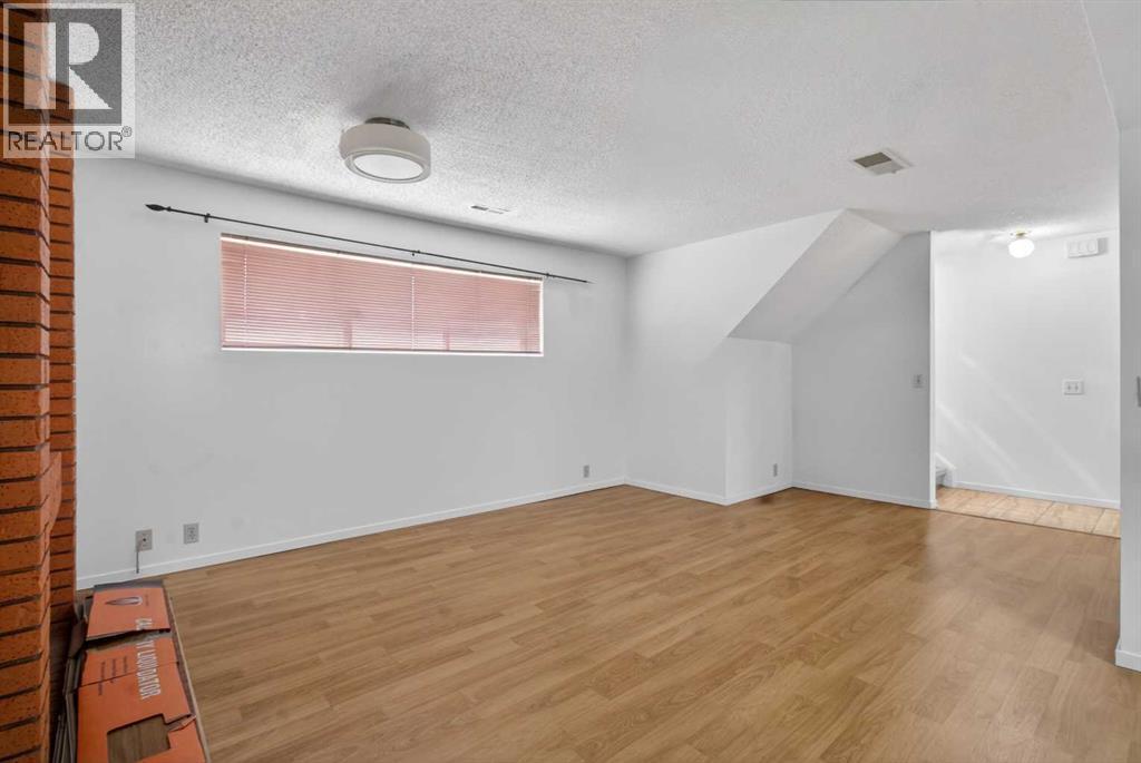 900 Abbeydale Drive NE, Calgary, Alberta  T2A 5Y1 - Photo 23 - A2307433
