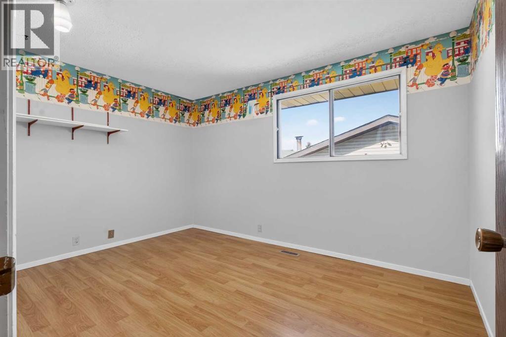 900 Abbeydale Drive NE, Calgary, Alberta  T2A 5Y1 - Photo 17 - A2307433