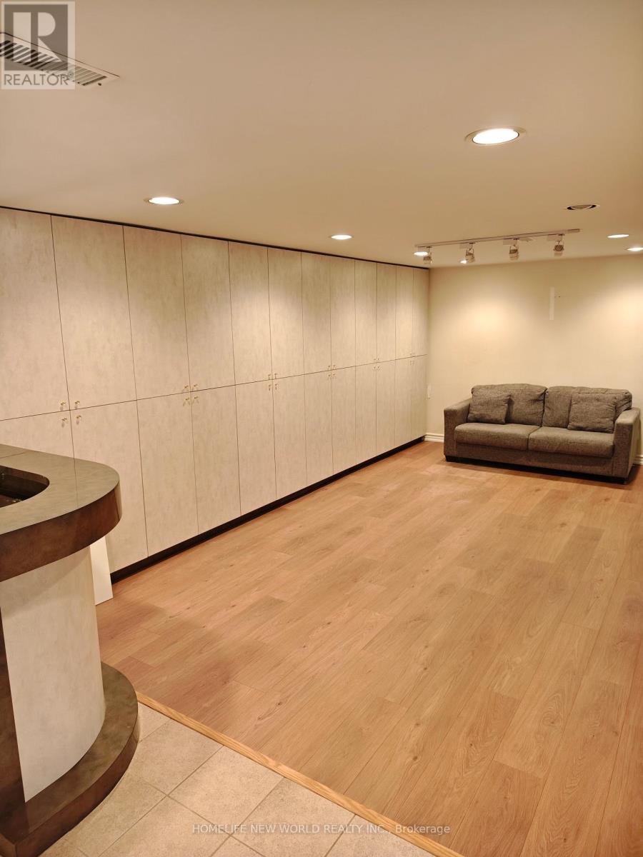 18 Olsen Drive, Toronto, Ontario  M3A 3J2 - Photo 20 - C13075428