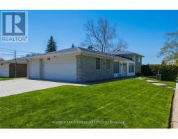 18 OLSEN DRIVE, Toronto, Ontario