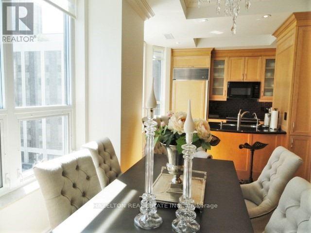 608 - 68 Yorkville Avenue, Toronto, Ontario  M5R 3V7 - Photo 7 - C13075446