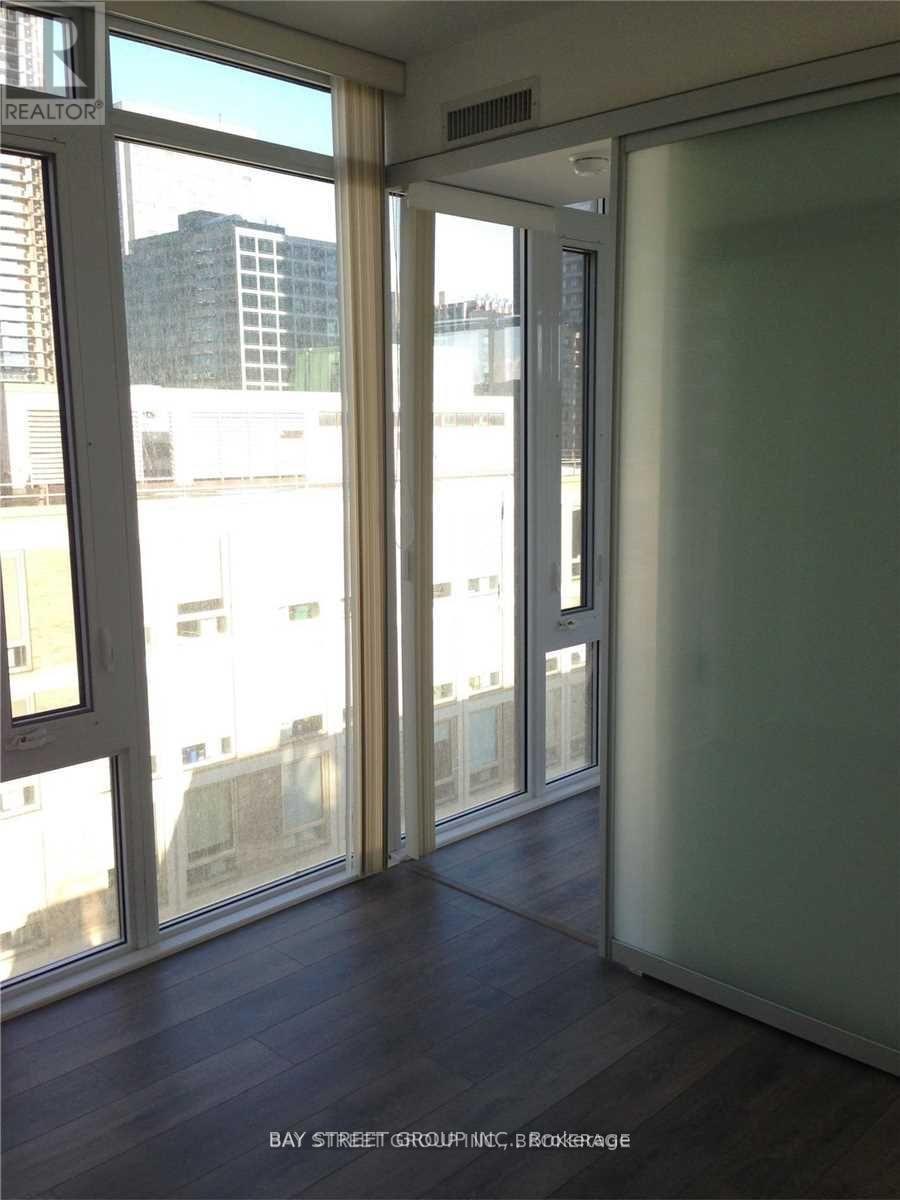 1008 - 75 St Nicholas Street, Toronto, Ontario  M4Y 0A5 - Photo 4 - C13075456