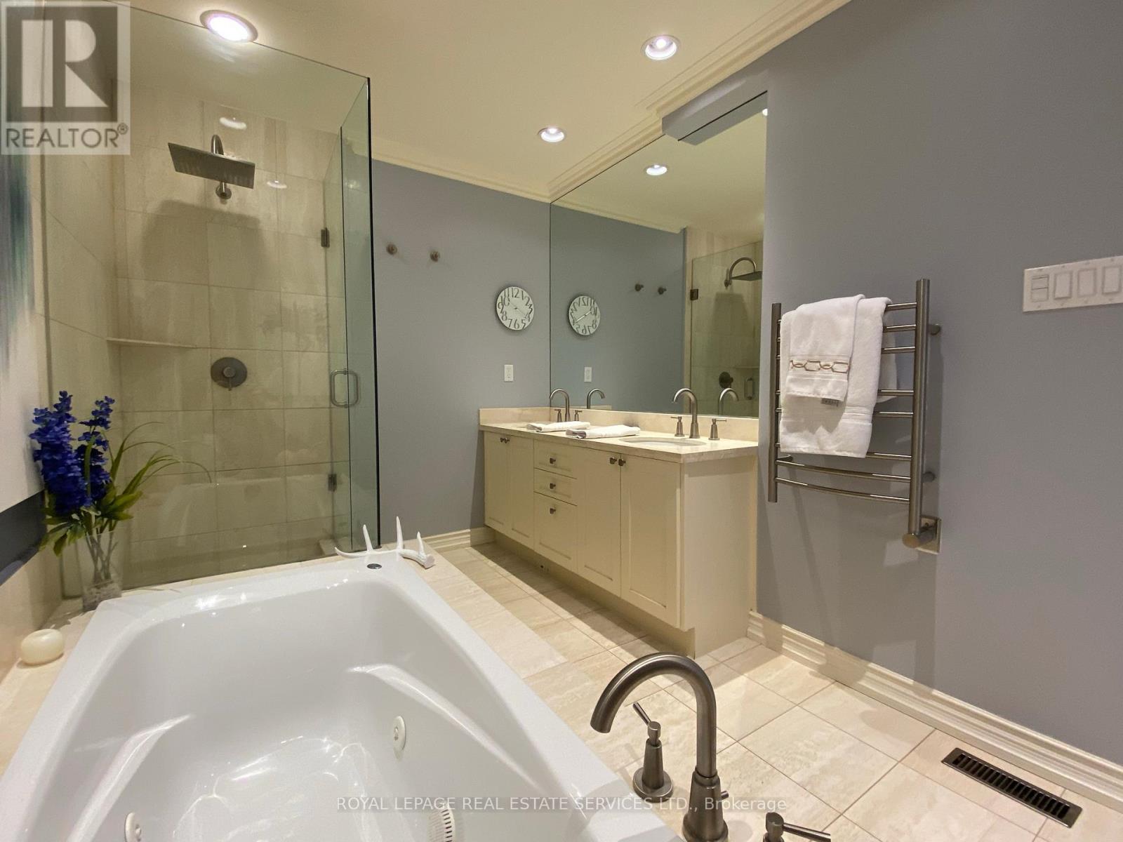 66 Alcorn Avenue, Toronto, Ontario  M4V 1E4 - Photo 21 - C13075468