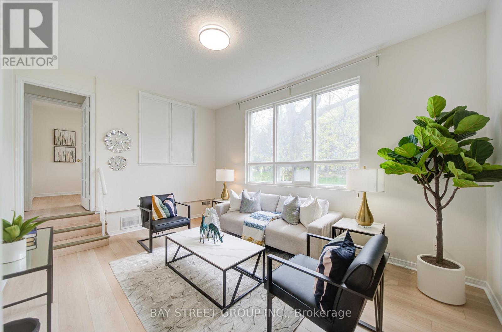 108 Courville Coachway, Toronto, Ontario  M2J 3V7 - Photo 10 - C13075470