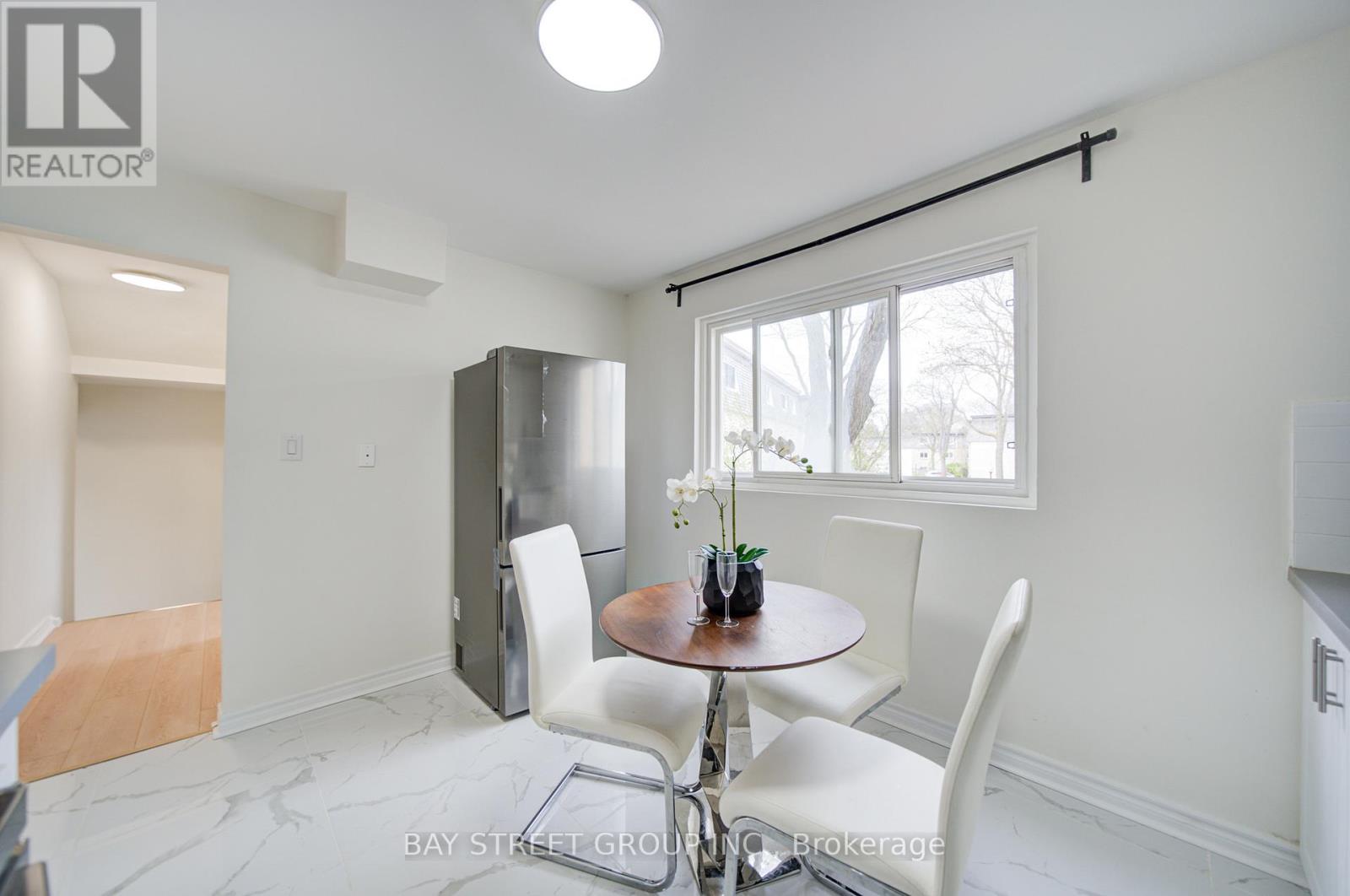 108 Courville Coachway, Toronto, Ontario  M2J 3V7 - Photo 18 - C13075470