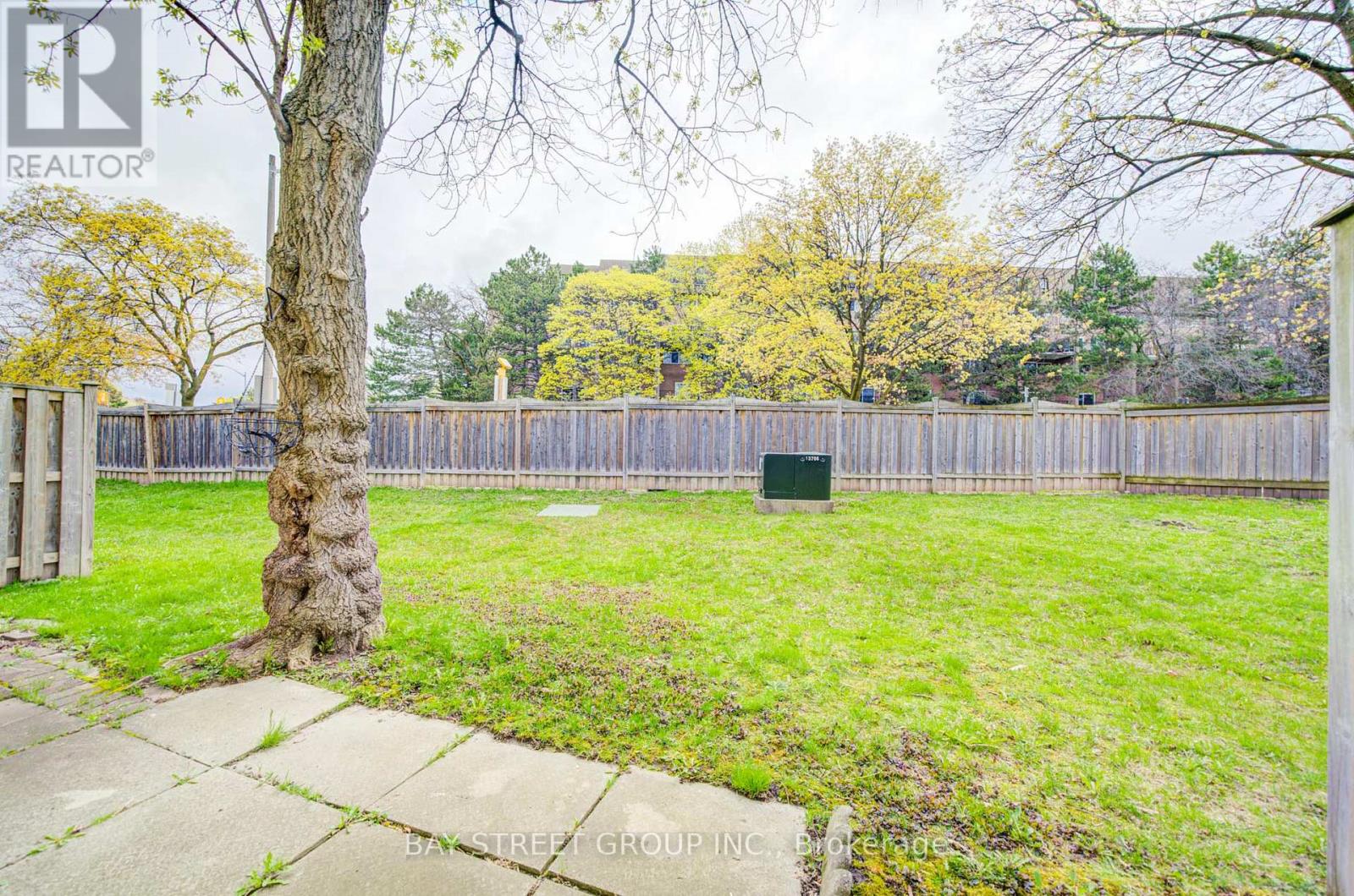 108 Courville Coachway, Toronto, Ontario  M2J 3V7 - Photo 37 - C13075470