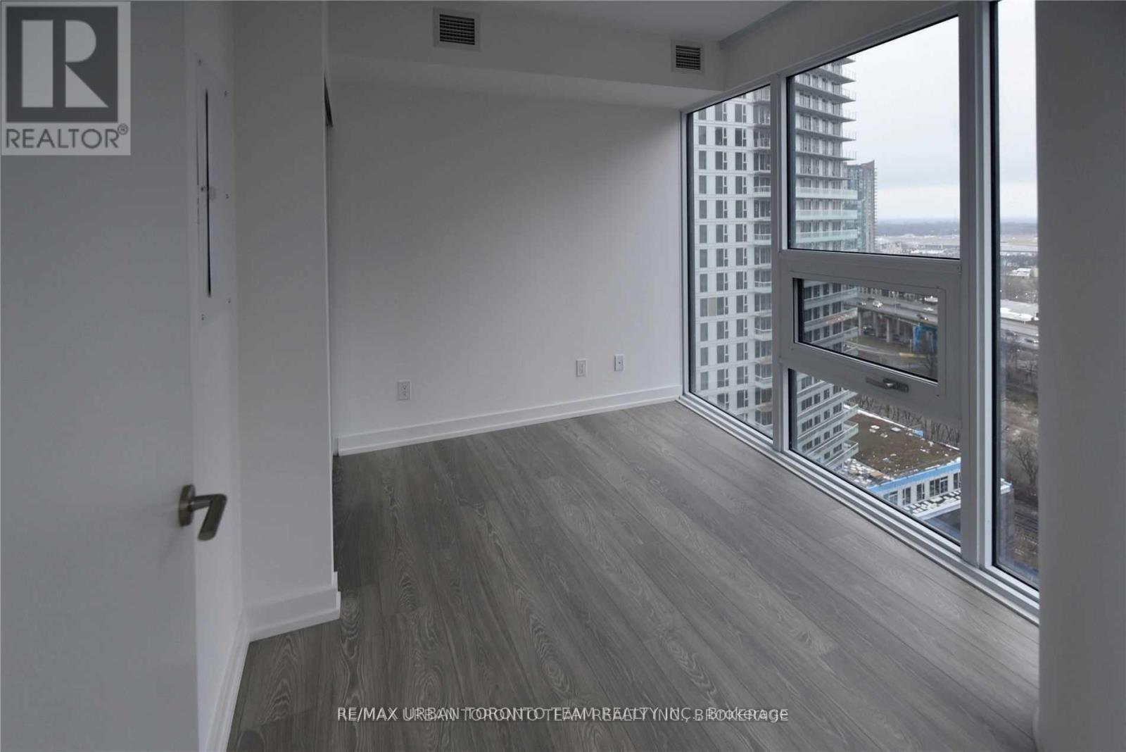 2007 - 19 Western Battery Road, Toronto, Ontario  M6K 3S4 - Photo 15 - C13075476