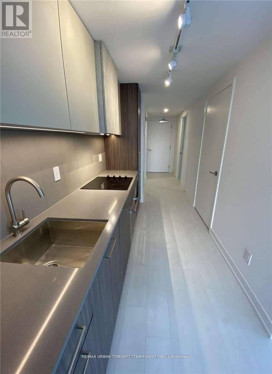 2007 - 19 Western Battery Road, Toronto, Ontario  M6K 3S4 - Photo 7 - C13075476