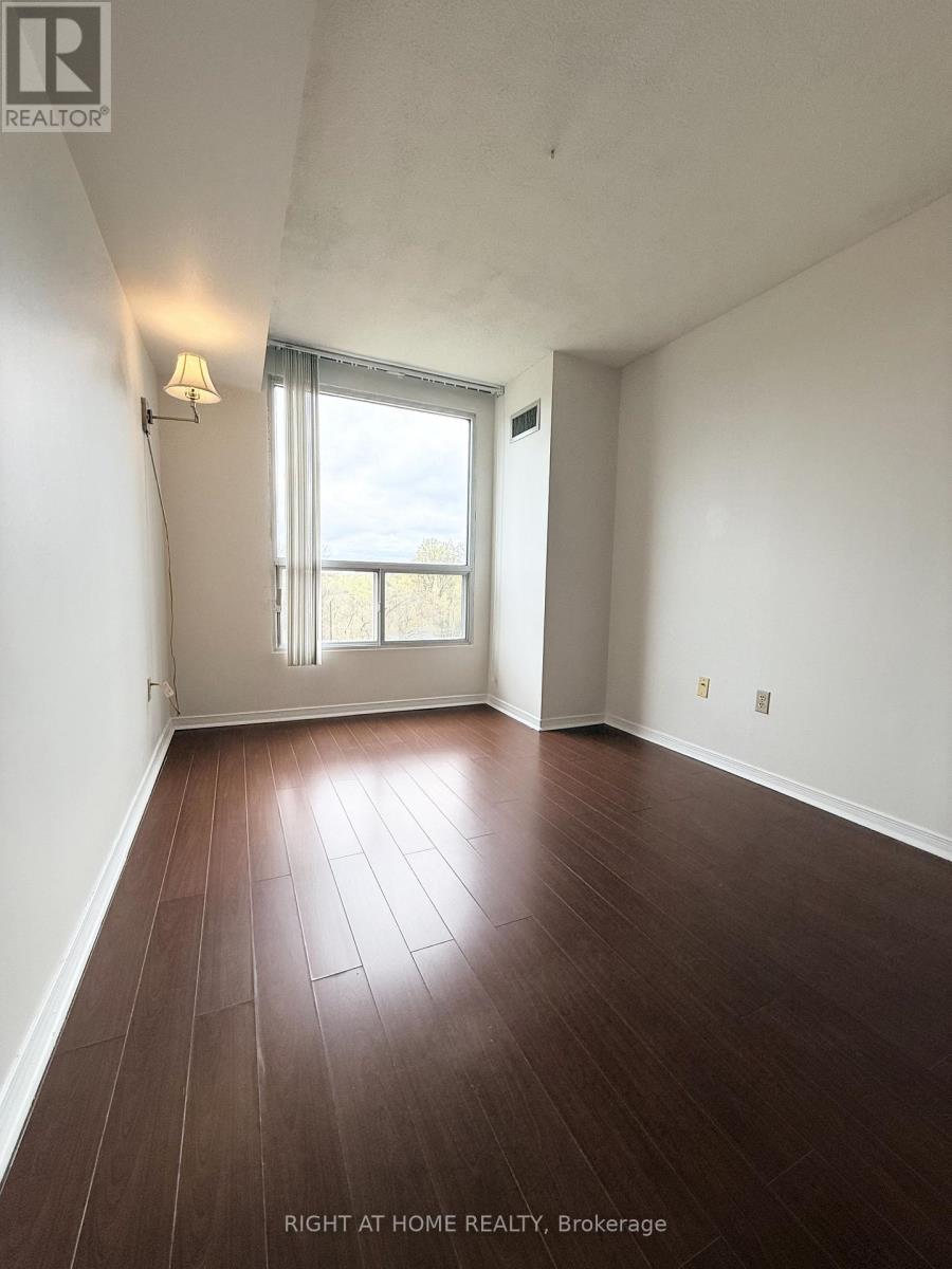 410 - 5 Concorde Place, Toronto, Ontario  M3C 3M8 - Photo 11 - C13075478