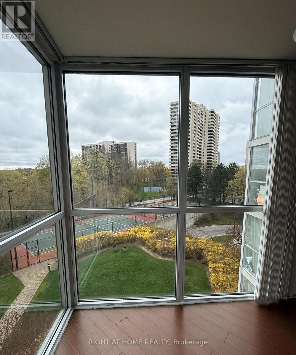 410 - 5 Concorde Place, Toronto, Ontario  M3C 3M8 - Photo 15 - C13075478