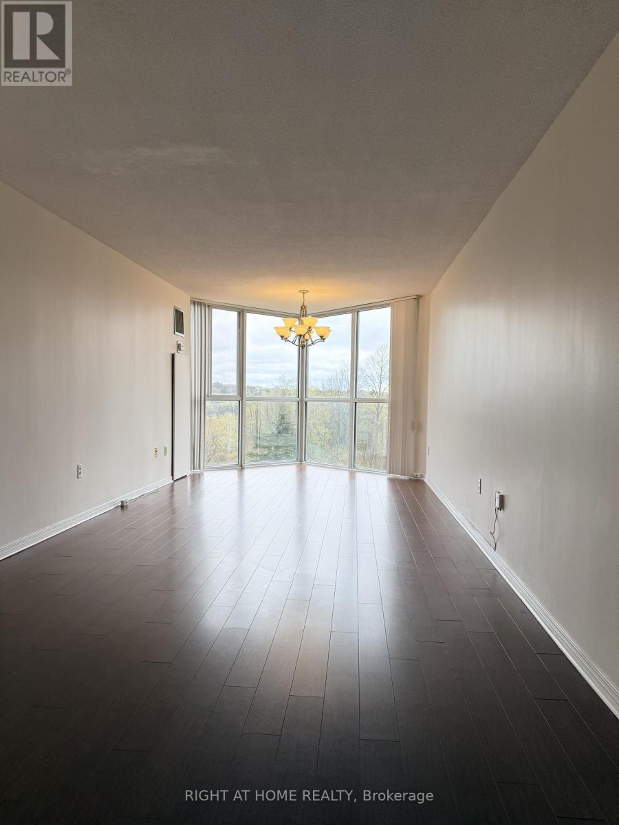 410 - 5 Concorde Place, Toronto, Ontario  M3C 3M8 - Photo 6 - C13075478