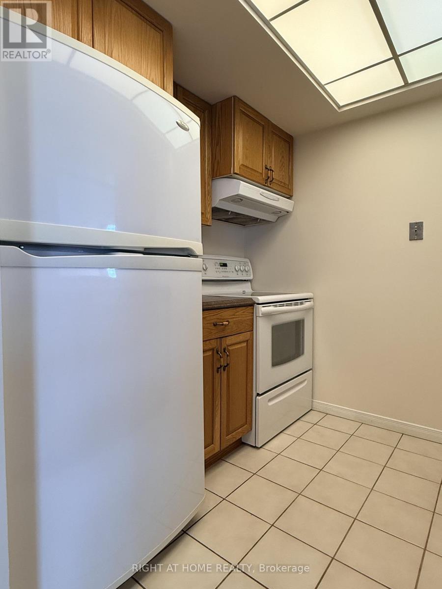 410 - 5 Concorde Place, Toronto, Ontario  M3C 3M8 - Photo 8 - C13075478