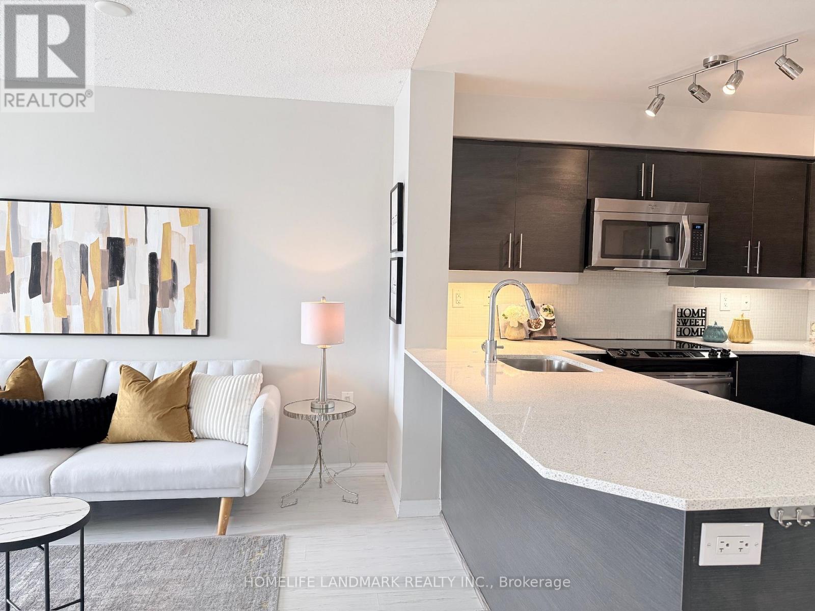 1111 - 125 Western Battery Road, Toronto, Ontario  M6K 3R8 - Photo 2 - C13073284