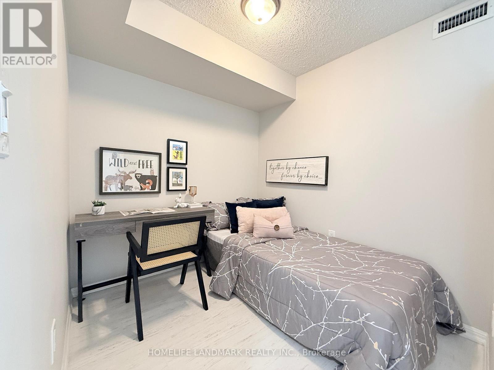 1111 - 125 Western Battery Road, Toronto, Ontario  M6K 3R8 - Photo 7 - C13073284