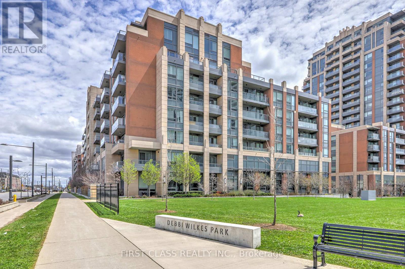 610 - 28 Uptown Drive, Markham, Ontario  L3R 5M8 - Photo 4 - N13075462