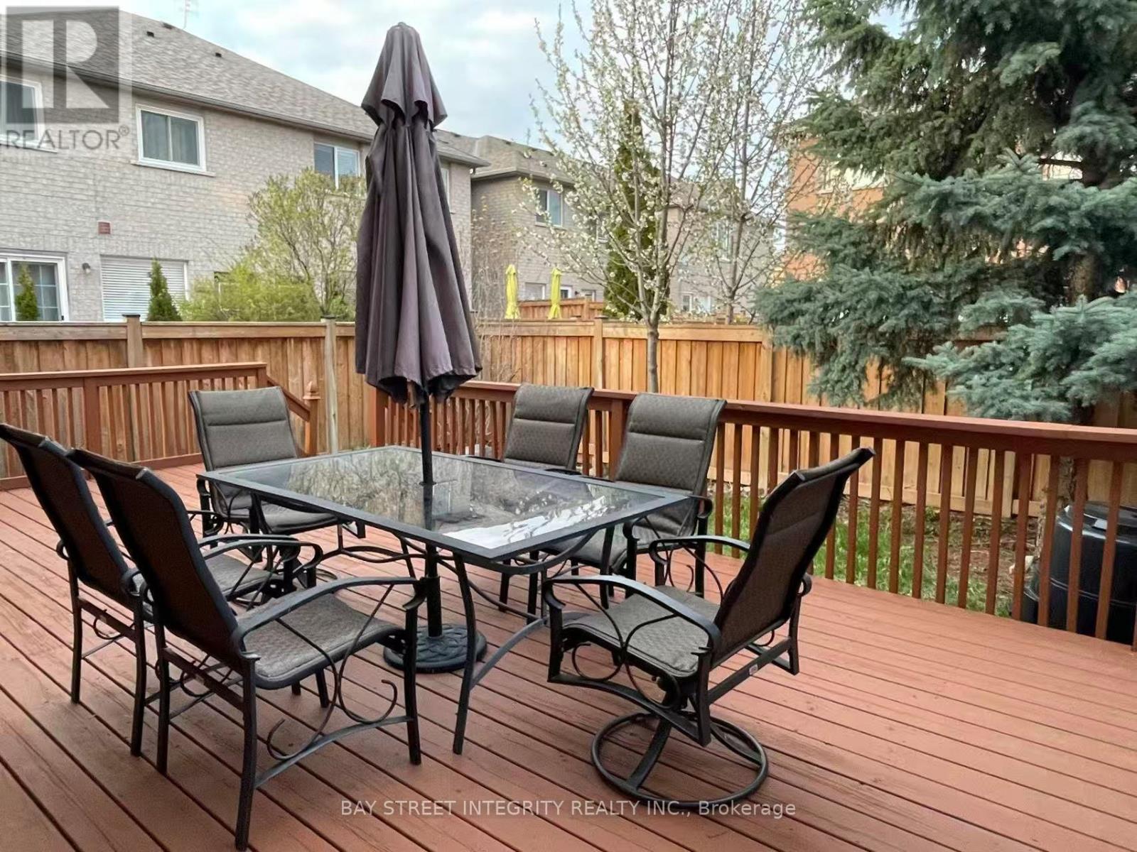39 Moresby Street, Richmond Hill (Langstaff), Ontario  L4B 4K9 - Photo 18 - N13075486
