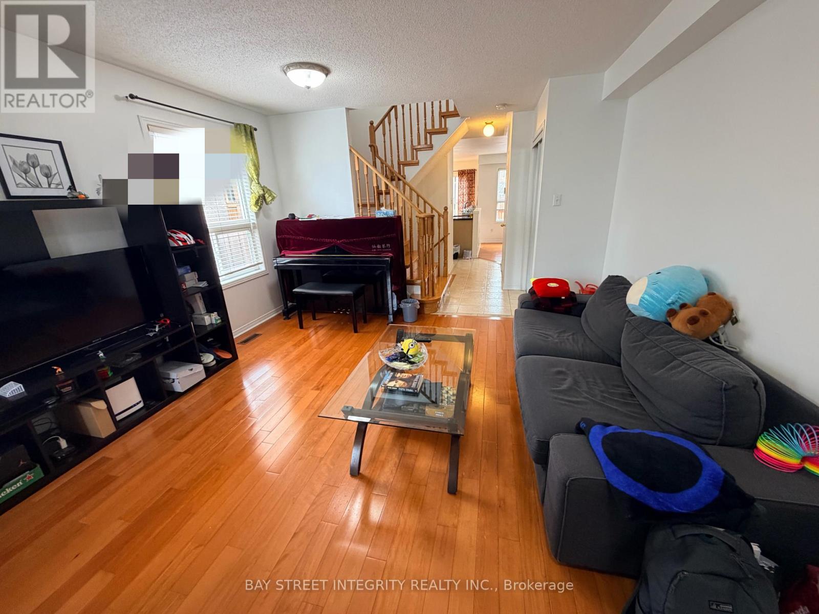 39 Moresby Street, Richmond Hill (Langstaff), Ontario  L4B 4K9 - Photo 4 - N13075486