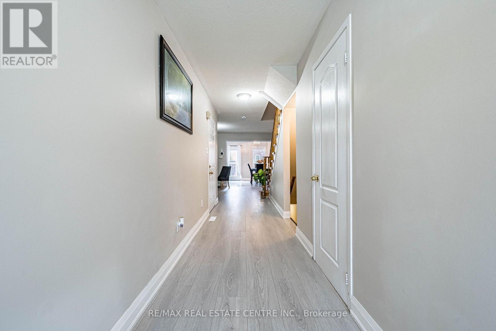 22 Tanasi Road, Brampton, Ontario  L6X 0K4 - Photo 2 - W13075450