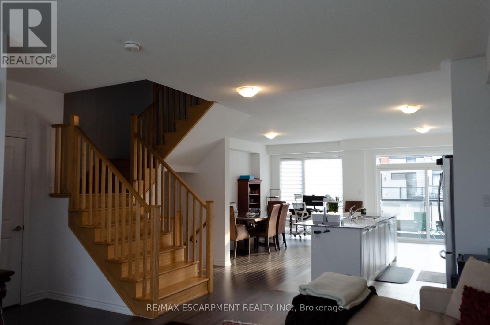 4 - 2481 Badger Crescent, Oakville, Ontario  L6M 5M1 - Photo 3 - W13075472