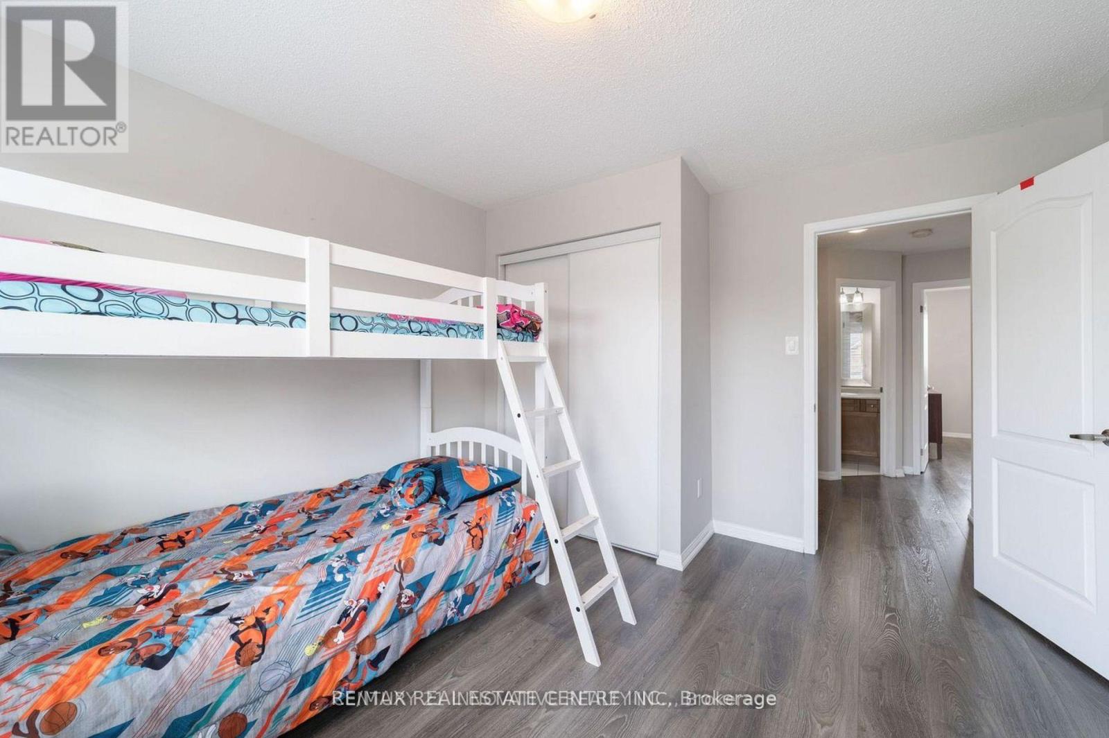 809 Stark Circle, Milton, Ontario  L9T 6Y7 - Photo 7 - W13075492