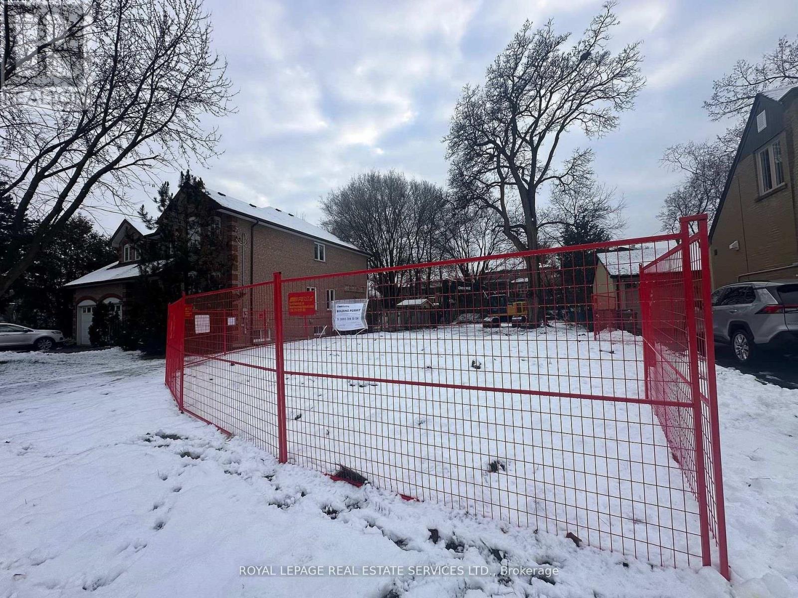 226 Martin Grove Road, Toronto, Ontario  M9B 4L4 - Photo 3 - W13075506