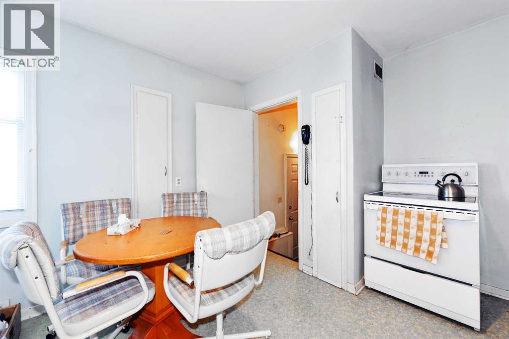 1917 Mountview Crescent NE, Calgary, Alberta  T2E 5N4 - Photo 4 - A2296070